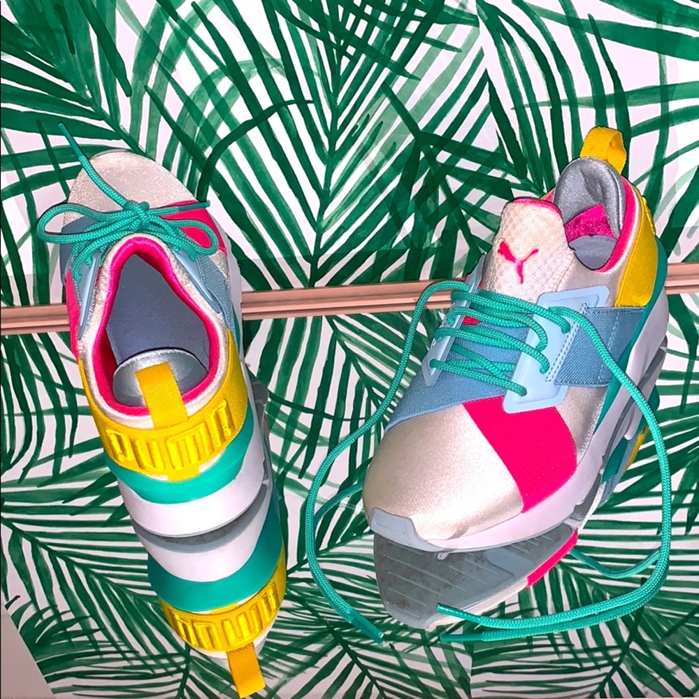 Puma Sneakers